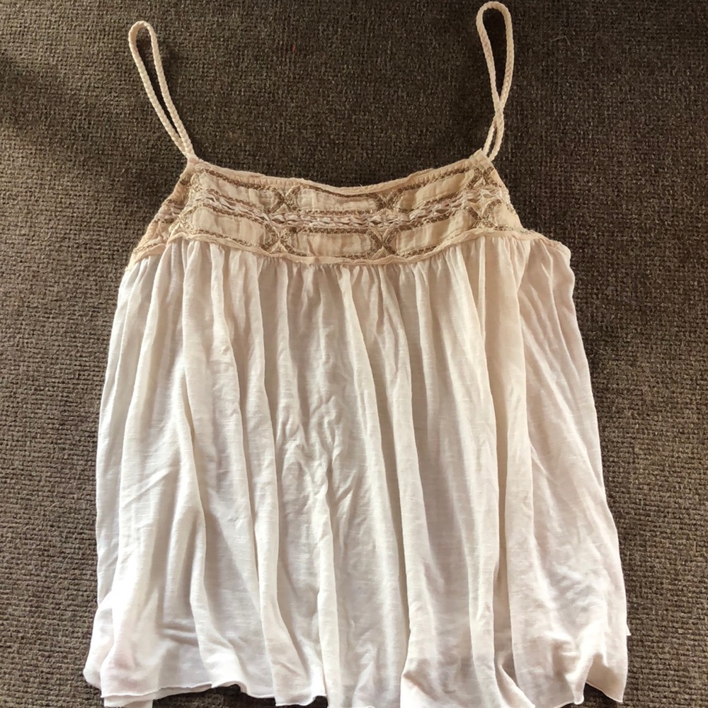 💛 American Eagle tank top.